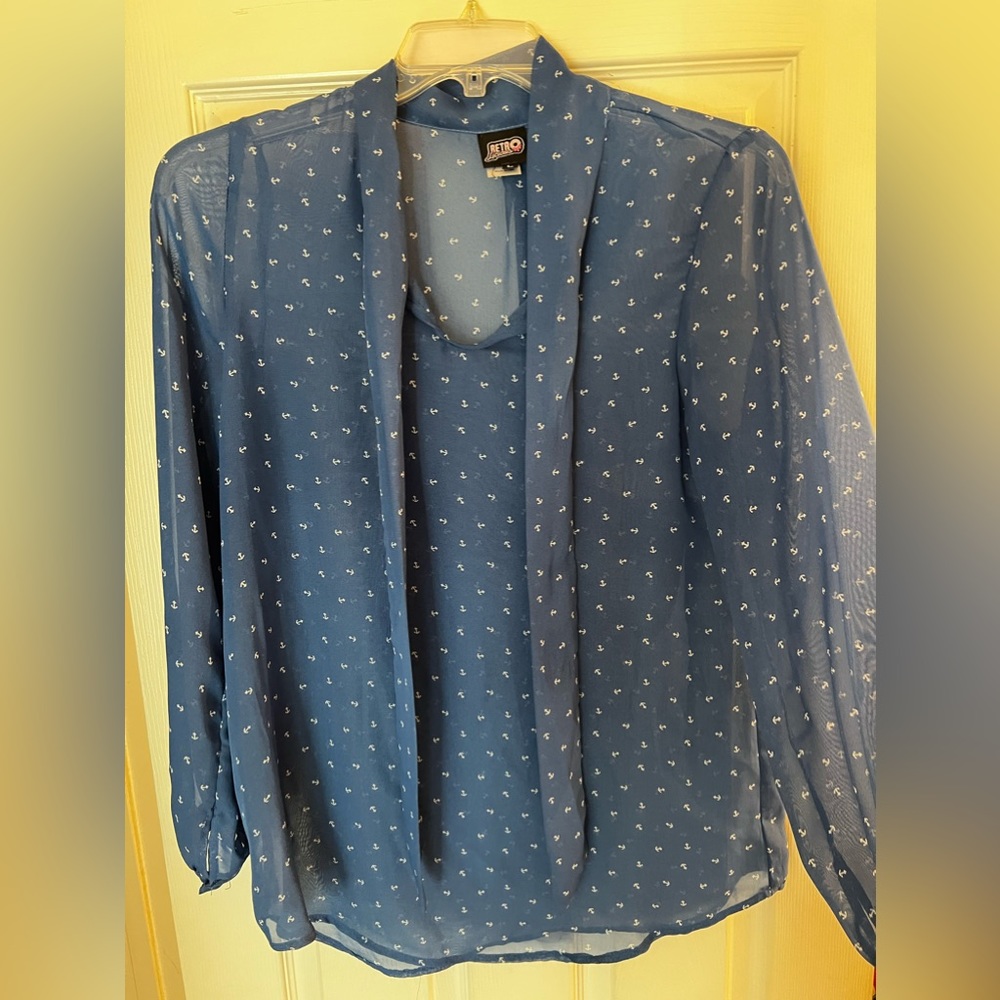 Blouse by Retolicious